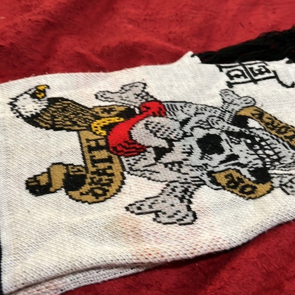 Ed hardy scarf - Picture 4 of 6